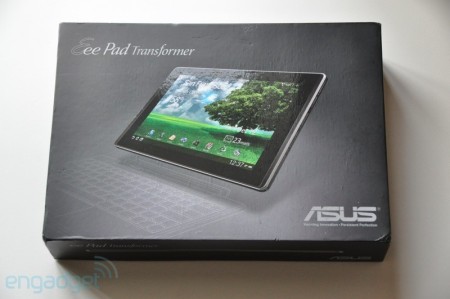 'Đập hộp' máy tính bảng Asus Eee Pad Transformer